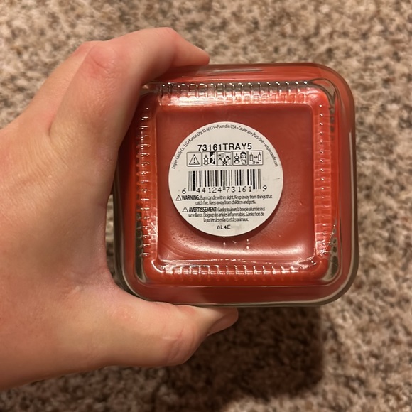 Warm cedar (burnt candle) - Picture 3 of 5